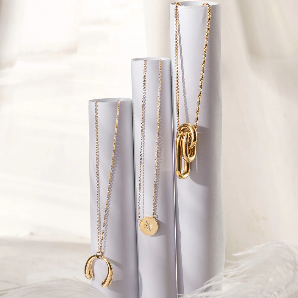 Ciunofor-North-Star-necklace-06