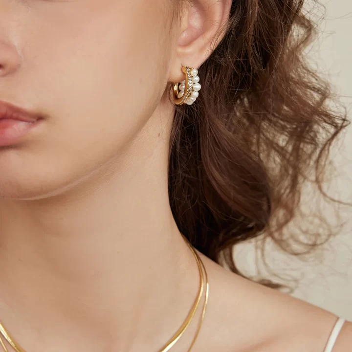 ARSIS | Pearl Huggie Hoop Earrings