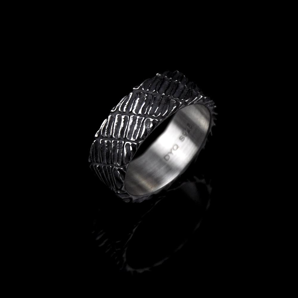 DYQ-JEWELRY-Crocodile-Skin-Texture-Ring-02